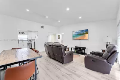 12234 SW 114th Ter, Miami, FL 33186 - Photo 11