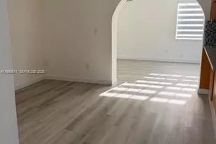 10823 SW 147th Pl, Miami, FL 33196 - Photo 5