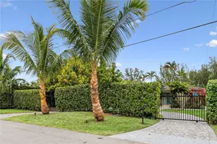 13801 S Biscayne River Rd, Miami, FL 33161 - Photo 31