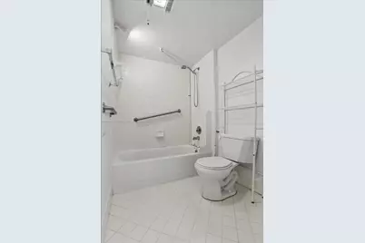 601 SW 142nd Ave #304Q, Pembroke Pines, FL 33027 - Photo 17