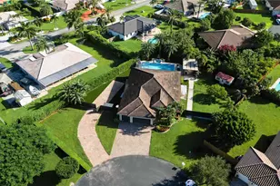 2133 NW 14th Pl, Homestead, FL 33030 - Photo 5