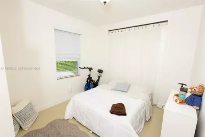 2133 NW 14th Pl, Homestead, FL 33030 - Photo 13