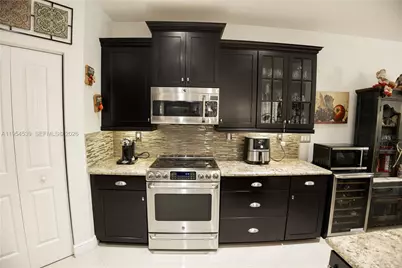 2133 NW 14th Pl, Homestead, FL 33030 - Photo 33