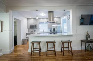 555 NE 71st St, Miami, FL 33138 - Photo 3