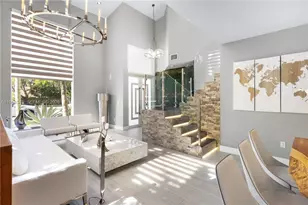 5869 NW 112th Ct, Doral, FL 33178 - Photo 5