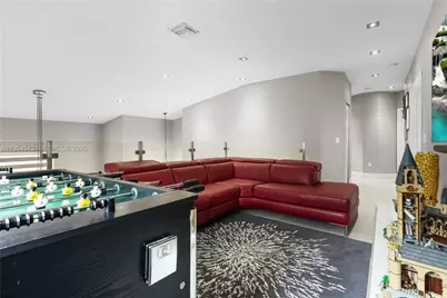 5869 NW 112th Ct, Doral, FL 33178 - Photo 15