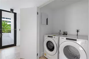 1930 Bay Dr Second Level Union, Miami Beach, FL 33141 - Photo 17