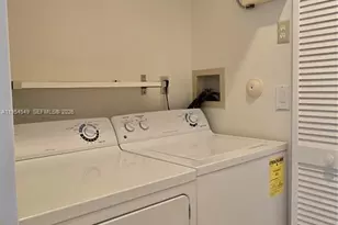 1000 SE 2nd St, Fort Lauderdale, FL 33301 - Photo 13