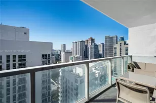 253 NE 2nd St, Miami, FL 33132 - Photo 11