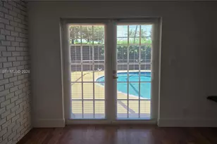 1245 Coral Ln, Hollywood, FL 33019 - Photo 17