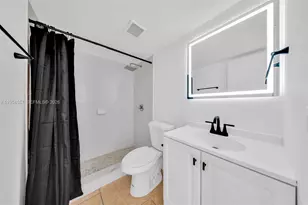 8145 NW 7th St, Miami, FL 33126 - Photo 19