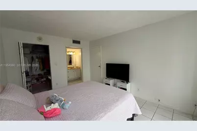 17011 N Bay Rd #912, Sunny Isles Beach, FL 33160 - Photo 23