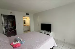 17011 N Bay Rd, Sunny Isles Beach, FL 33160 - Photo 23