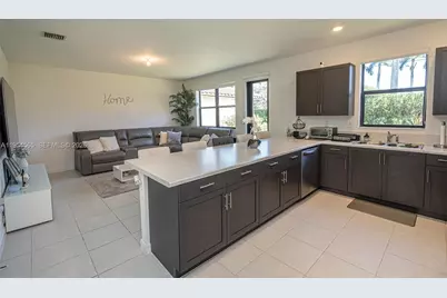 139 NE 27th Ter, Homestead, FL 33033 - Photo 19