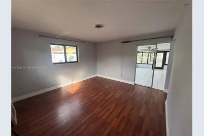 1109 SE 10th St, Deerfield Beach, FL 33441 - Photo 25