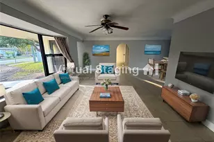 1109 SE 10th St, Deerfield Beach, FL 33441 - Photo 7