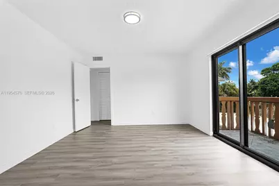 13210 Memorial Hwy #216, North Miami, FL 33161 - Photo 9