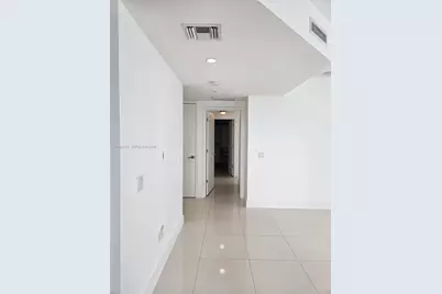 1080 Brickell Ave #1500, Miami, FL 33131 - Photo 9