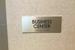 1080 Brickell Ave, Miami, FL 33131 - Photo 35