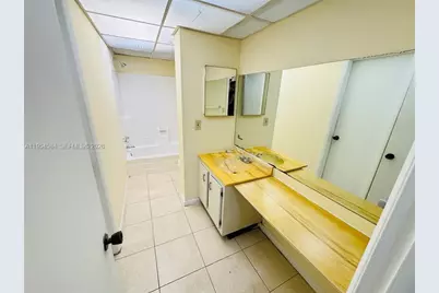 2800 NW 56th Ave #E304, Lauderhill, FL 33313 - Photo 11