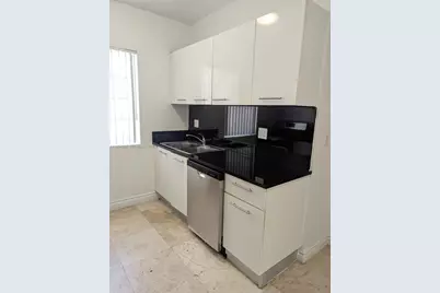 1015 19th St #10, Miami Beach, FL 33139 - Photo 5