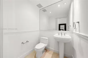 901 Brickell Key Blvd, Miami, FL 33131 - Photo 25