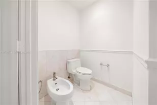 901 Brickell Key Blvd, Miami, FL 33131 - Photo 17