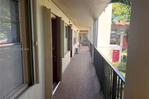 100 SW 132nd Way, Pembroke Pines, FL 33027 - Photo 23