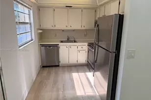 100 SW 132nd Way, Pembroke Pines, FL 33027 - Photo 19