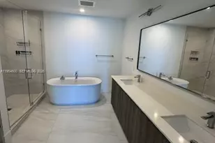 17550 Collins Ave, Sunny Isles Beach, FL 33160 - Photo 15