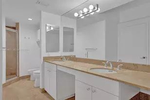 4775 Collins Ave, Miami Beach, FL 33140 - Photo 33