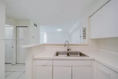 4360 NW 107th Ave #207, Doral, FL 33178 - Photo 7