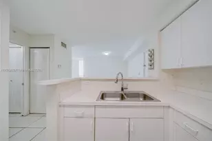 4360 NW 107th Ave, Doral, FL 33178 - Photo 7