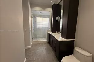 8835 NW 168th St, Miami Lakes, FL 33018 - Photo 17