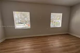 8835 NW 168th St, Miami Lakes, FL 33018 - Photo 27