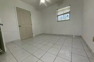 9825 SW 54th St, Miami, FL 33165 - Photo 7