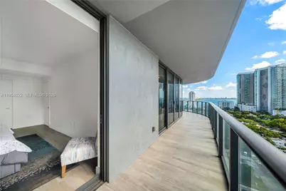 121 NE 34th St #1704, Miami, FL 33137 - Photo 17