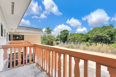 13210 Memorial Hwy #220, North Miami, FL 33161 - Photo 37