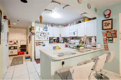 104 SW 9th St #1101, Miami, FL 33130 - Photo 17