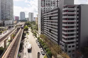 104 SW 9th St, Miami, FL 33130 - Photo 11