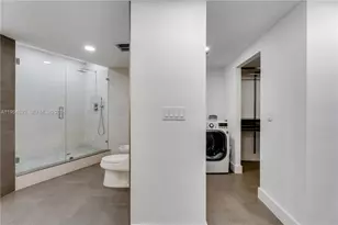 720 NE 69th St, Miami, FL 33138 - Photo 19