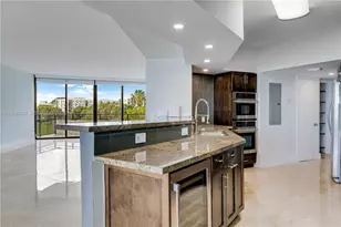 720 NE 69th St, Miami, FL 33138 - Photo 13