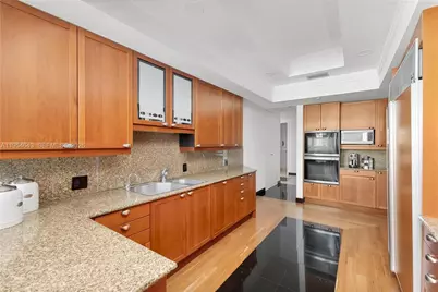 20165 NE 39th Pl #303 & 204, Aventura, FL 33180 - Photo 9