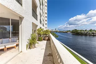 20165 NE 39th Pl, Aventura, FL 33180 - Photo 1