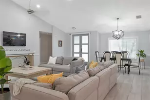1800 Water Ridge Dr, Weston, FL 33326 - Photo 17