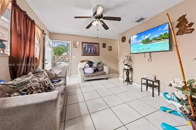 2110 NW 34th St, Miami, FL 33142 - Photo 19