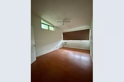 1080 98th St #10, Bay Harbor Islands, FL 33154 - Photo 9