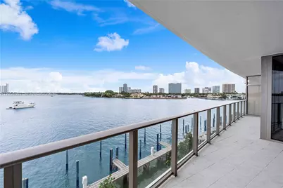 1135 103rd St #401, Bay Harbor Islands, FL 33154 - Photo 3