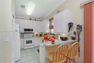 15382 SW 16th Ter, Miami, FL 33185 - Photo 9
