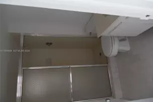 20505 E Country Club Dr, Aventura, FL 33180 - Photo 9